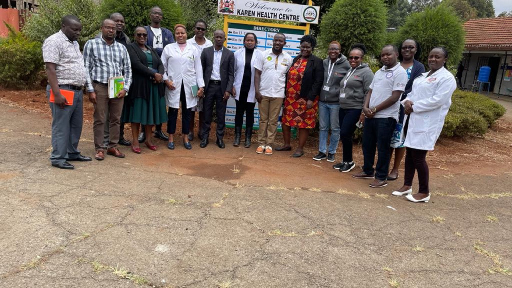 Clinical and management collaboration in a health facility setting